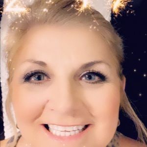 Meet your Posher, Dedra